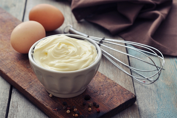 blog/2018/04/mayonnaise-comment-la-faire-comment-la-rattraper-et-recettes-derivees.jpg